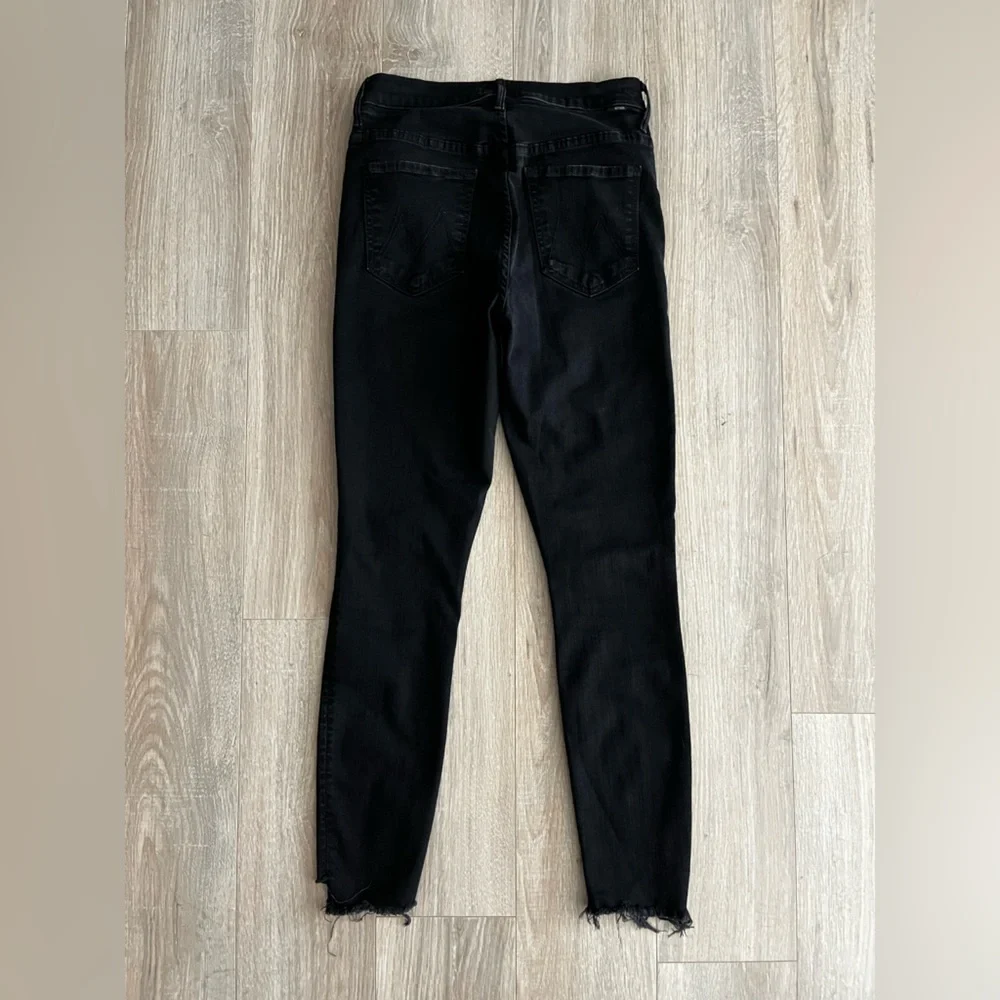 MOTHER Women’s The Stunner Zip Ankle Step Fray in Not Guilty - Size 27 - Picture 10 of 13